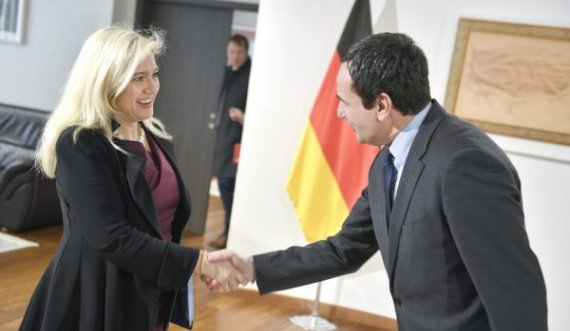 Kurti i kërkon ministres gjermane hapjen e zyrës ekonomike bavareze në Prishtinë
