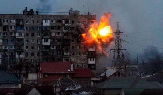 Rusia nuk lejon evakuimin nga Mariupol