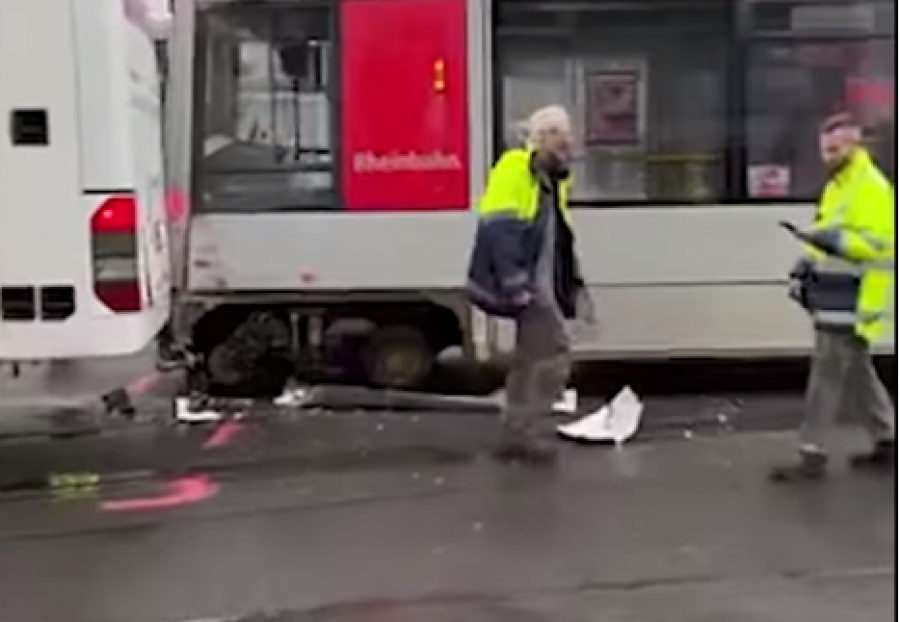 Dalin pamjet nga vendi ku autobusi nga Kosova u përplas me tramvaj në Gjermani