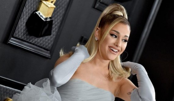 Ariana Grande anuloi pjesëmarrjen në Grammy disa orë para ceremonisë, ja mesazhi i artistes