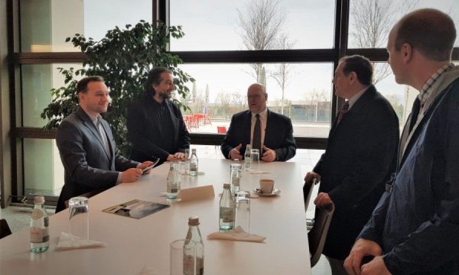Ambasada e SHBA’së në Prishtinë pret në takim Kryetarin e Prishtinës Përparim Rama