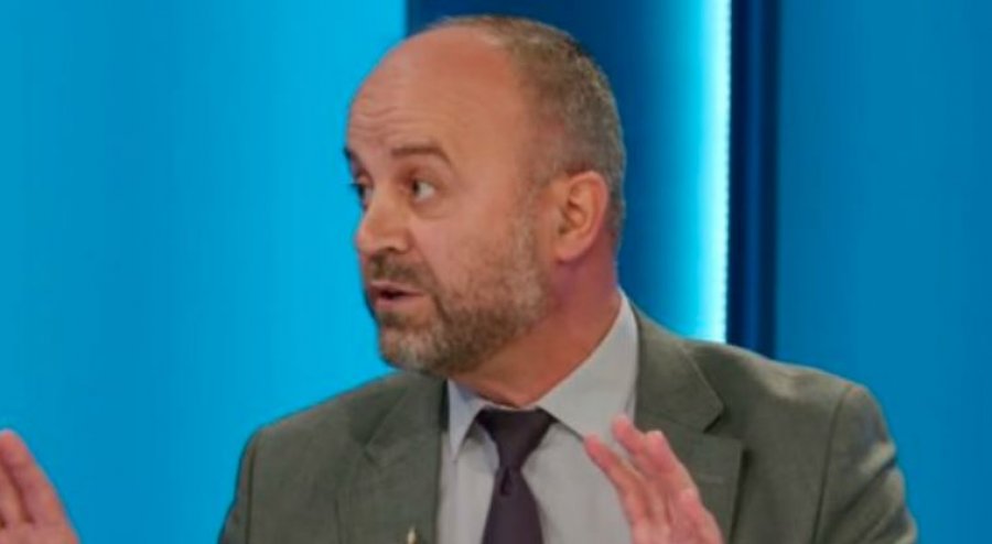 Hoxhë Husamedin Abazi: S’ka politikan që s’e mban në zyrë Nënë Terezën, e asnjë Mulla Idriz Gjilanin