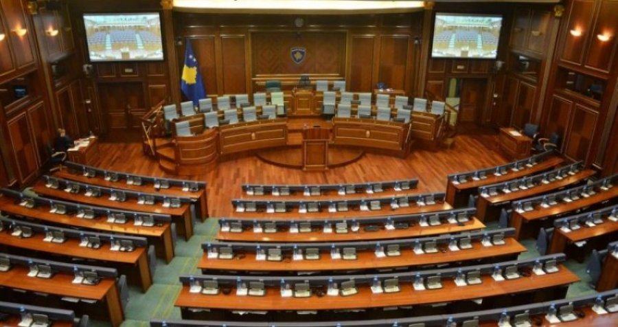 Ligji për Festat Zyrtare dhe rezuluata për rritjen e çmimeve sot priten të votohen në seancën e Kuvendit