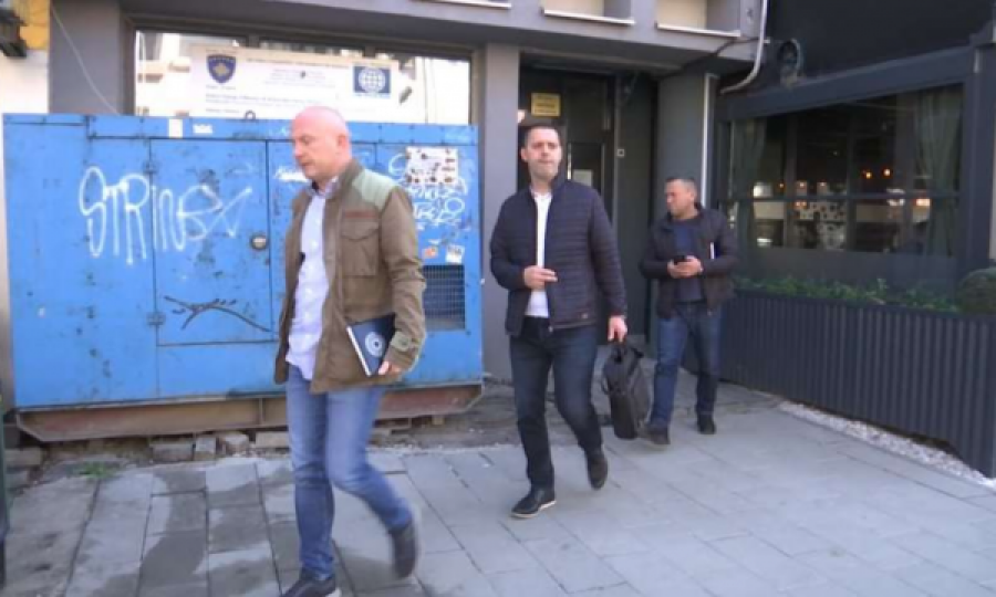 Nisin hetimet ndaj krerëve të FFK-së, organet e rendit vizitojnë Departamentin e Sportit