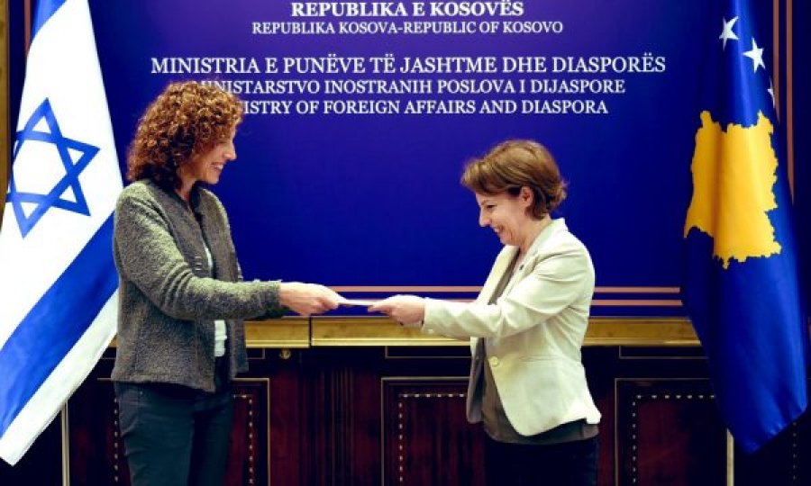 Ambasadorja e Izraelit ia dorëzon kredencialet kryediplomates Gërvalla