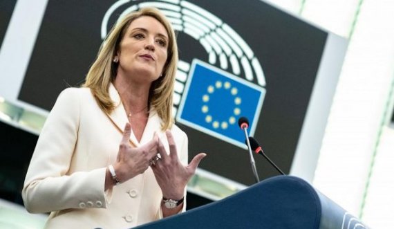 A do ta dëgjojë dikush Kryetaren e PE’së që po kërkon heqjen e vizave për Kosovën