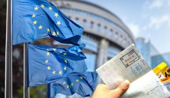 Pesë kryediplomatë të BE-së kërkojnë debat urgjent për Ballkanin, përmendin liberalizimin e vizave për Kosovën