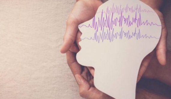 Epilepsia: Simptomat, shkaqet, si të ndihmoni një person që ka kriza
