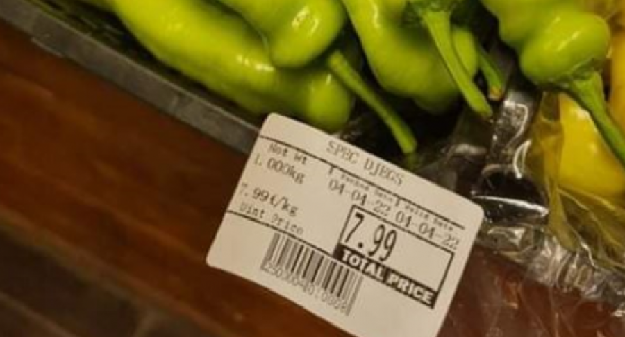Një kg speca, sa një kg mish, 8 euro – Dogana nuk ka përgjigje