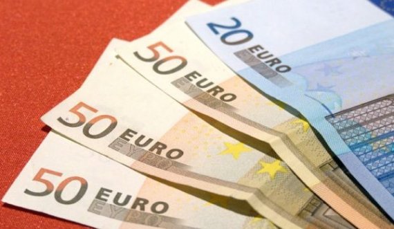 “Lulëzojnë” paratë e falsifikuara në Kosovë