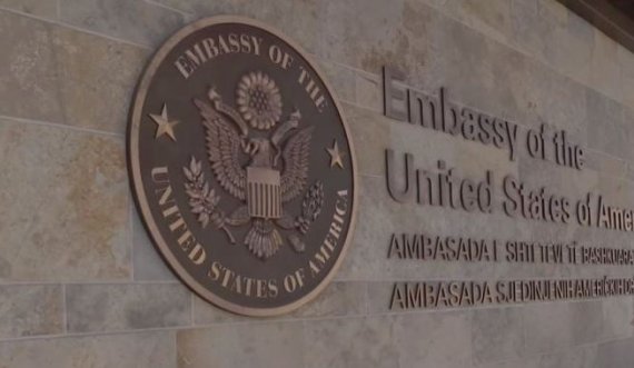 Ambasada amerikane: Në Ditën e Kushtetutës, kujtojmë pritjet e kosovarëve për demokraci