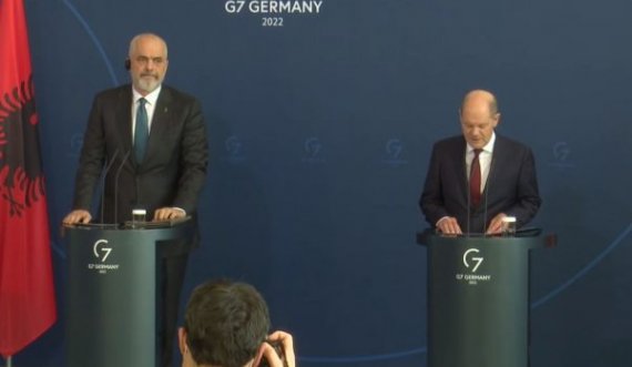 Rama gjatë konferencës me Scholz: Të liberalizohen vizat për Kosovën