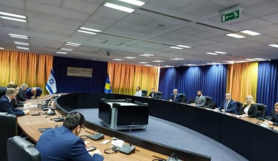 Ministri izraelit nis takimin me ministrin Elbert Krasniqi