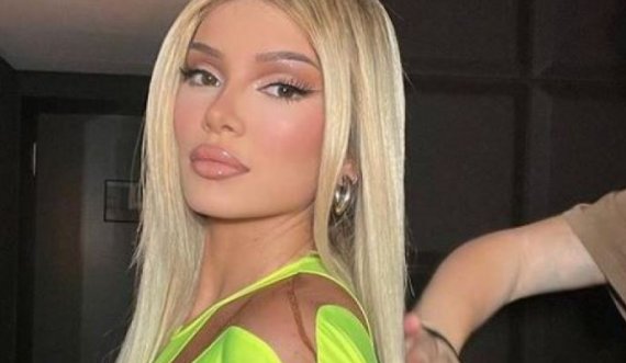 Era Istrefi vjen “përvëluese” me këtë veshje si asnjëherë më parë