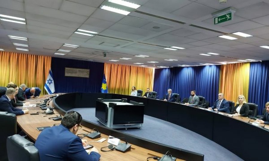 Ministri izraelit nis takimin me ministrin Elbert Krasniqi