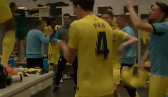 Festa e “trentë” e lojtarëve të Villarrealit në dhomën e zhveshjes pasi e eliminuan Bayernin