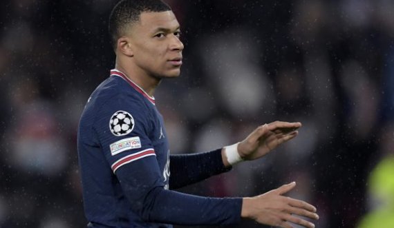 Mbappe mungon në prezantimin e fanellave të reja, “zyrtarizohet” largimi i tij nga PSG-ja