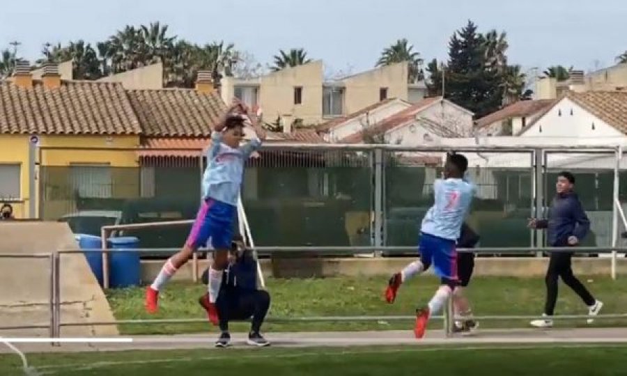 Djali i Ronaldos e shënon edhe një gol fantastik dhe feston si babai i tij