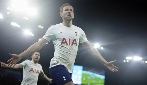 Tottenhami kalon në epërsi ndaj Arsenalit, shënon Kane