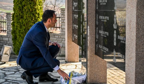 Konjufca nderon të rënët në Sllovi: Pa gjakun e tyre nuk do të vinte liria