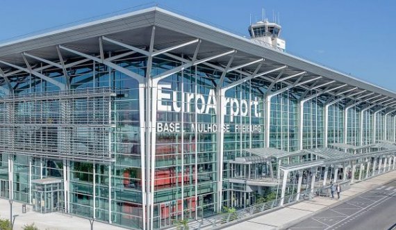 Kaos në aeroportin Basel-Mulhouse, anulohen fluturimet drejt Kosovës