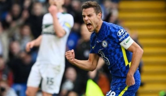 Azpilicueta nxit thashethemet për Luis Enrique