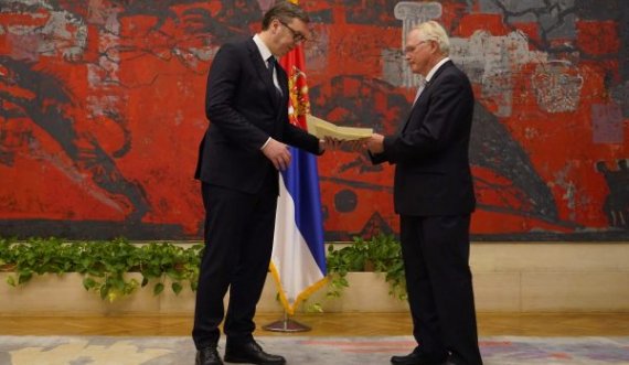 Hill takon Vuçiqin, “Të punohet për promovimin e Ballkanit të Hapur”