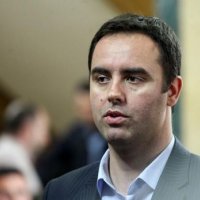 Deputeti i LDK-së del me njoftim: S’ka Qeveri 'Konjufca 1', shkojmë në zgjedhje