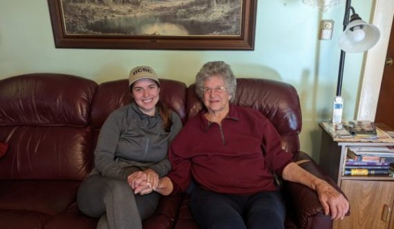 Pas 23 vitesh Pranvera Hyseni takoi gruan amerikane e cila i dërgoi asaj një kartolinë