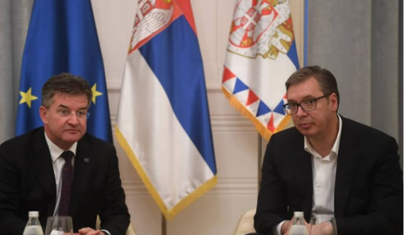 Vizitë e paparalajmëruar, Vuçiq pret në Beograd Emisarin Special Lajcak