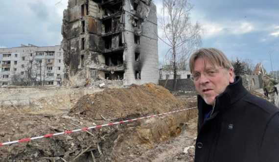 Eurodeputeti që shtangu Borellin me fjalimin kundër Putinit viziton Ukrainën
