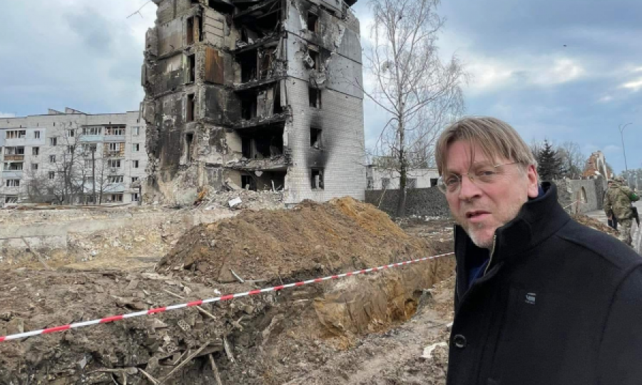Eurodeputeti që shtangu Borellin me fjalimin kundër Putinit viziton Ukrainën