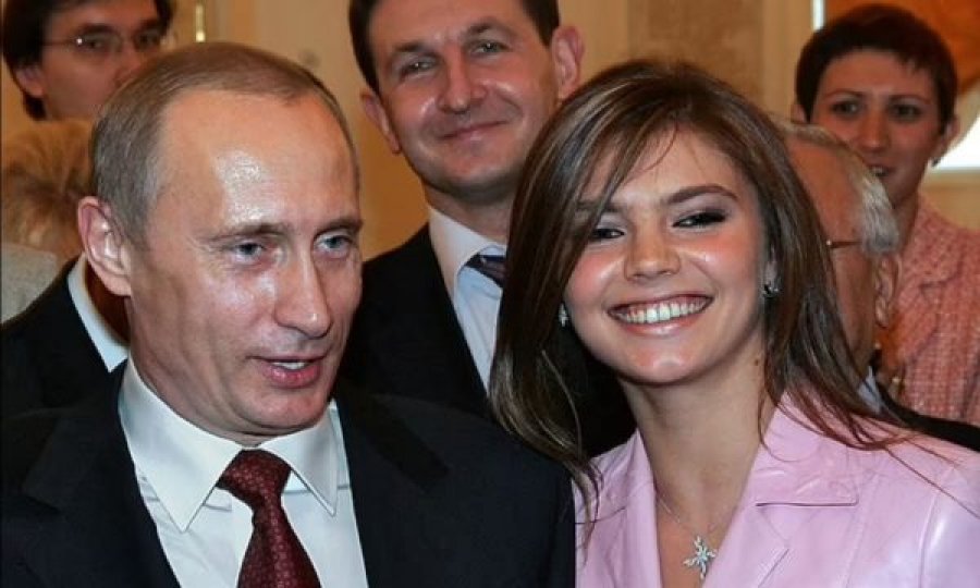 Rishfaqet “e dashura e Putinit”, dyshohej se ishte strehuar në bunkerin siberian ose në Zvicër