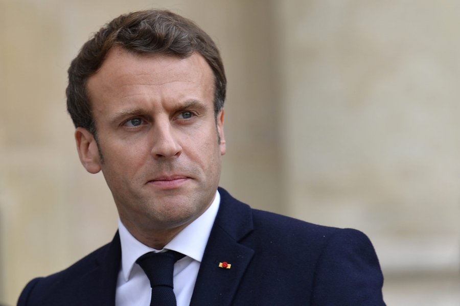 Macron mposht Le Pen dhe zotohet të bashkojë Francën e ndarë