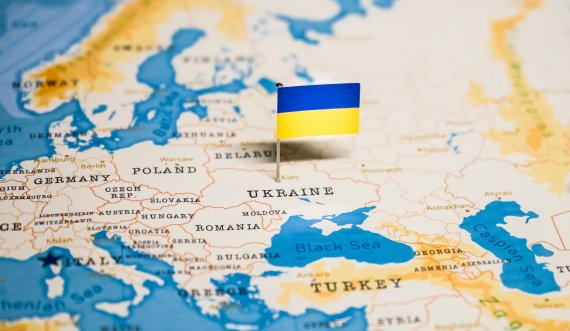 Përkundër Ukrainës, BE-ja nuk duhet ta harrojë Ballkanin Perëndimor