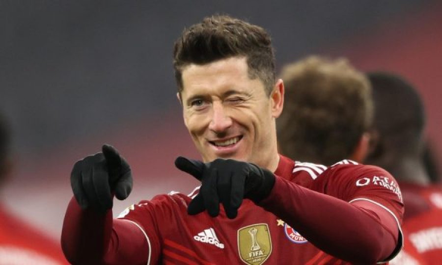 Ish-futbollisti i njohur gjerman: Lewandowski flirton qe 5 vjet me klube të ndryshme