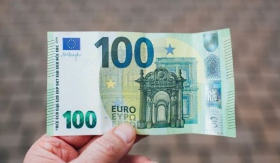 ​100 euro, Qeveria në prag të finalizimit të platformës për aplikim të studentëve