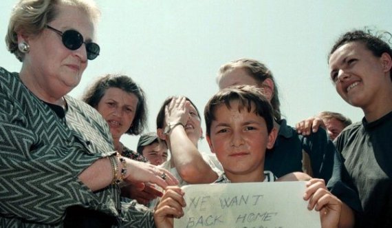 Kosova zë pjesë të madhe në profilin e Albrightit, para varrimit të saj