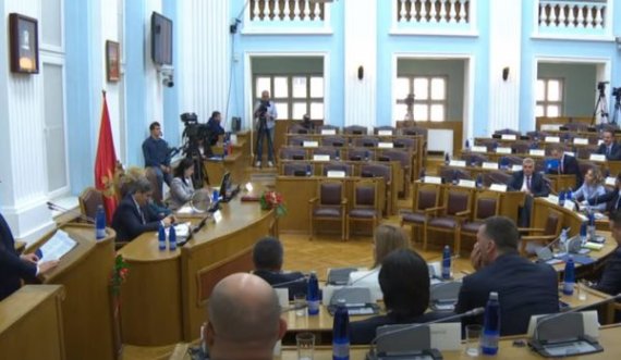 Abazoviq mban ekspozenë para Kuvendit: Qëllimi i Qeverisë sonë është të ringjallë sundimin e ligjit