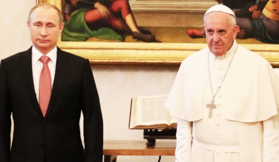 Putini s’e dëgjon Papën, s’lejon korridore humanitare
