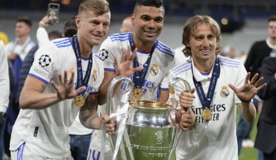 Kroos, Modric e Casemiro “ta hupin topin”, Ancelotti i quan “Trekëndëshi i Bermudës”