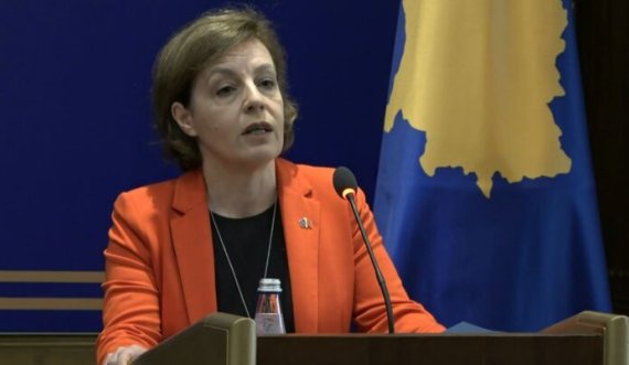 Ministrja Gërvalla: Kosova s’ka shtyrë asgjë, vetem e kemi pauzuar pak vendimin
