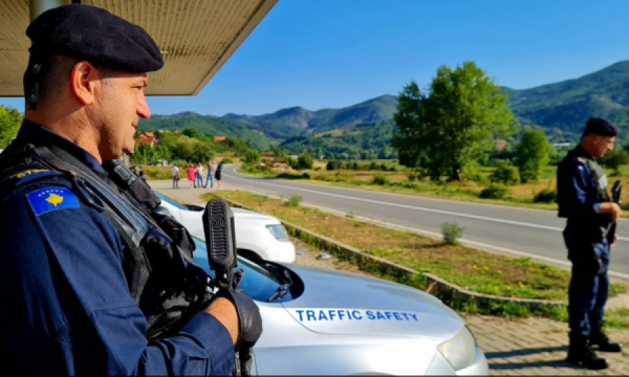Policia: Janë larguar të gjitha barrikadat në veri