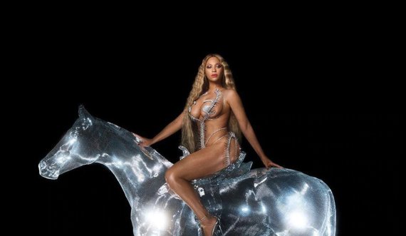 U kritikua nga fansat, Beyoncé ndryshon tekstin ofendues të këngës së saj të re