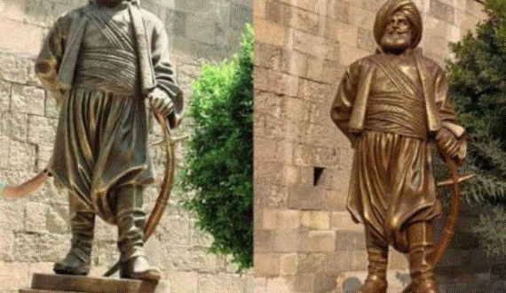 Kjo është statuja e sundimtarit shqiptar Muhamed Ali Pashës që është instaluar në Egjipt