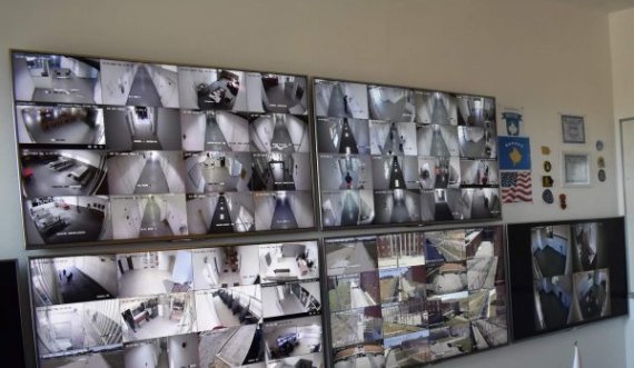 SHBA donacion për burgjet e Kosovës, dhurohen tabela elektronike, kamera sigurie, databaza dhe monitorë