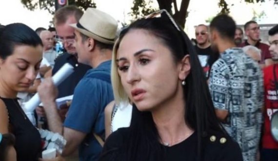E afërmja e familjes Avdia në protestë: S'ka fjalë për dhimbjen e tyre