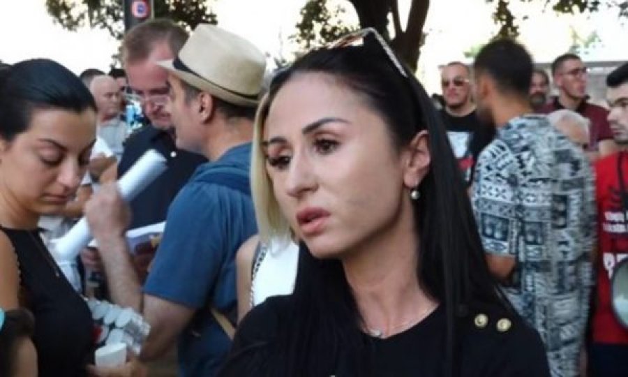 E afërmja e familjes Avdia në protestë: S'ka fjalë për dhimbjen e tyre