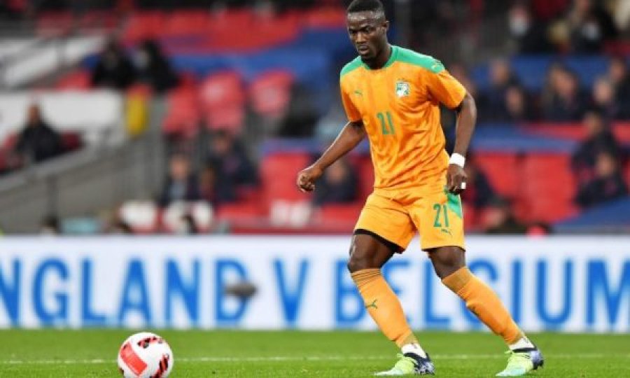 Roma me ofertë për Bailyn e Manchester United