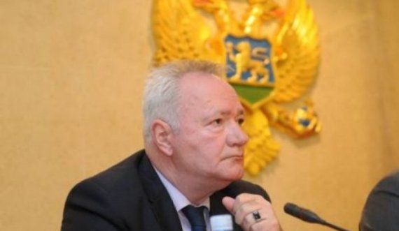 Ish-ambasadori malazez ia jep disa këshilla Kurtit:​ Forcat serbe e pro ruse mund të krijojnë tollovi në Veri